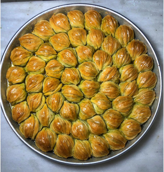 Midye Baklava